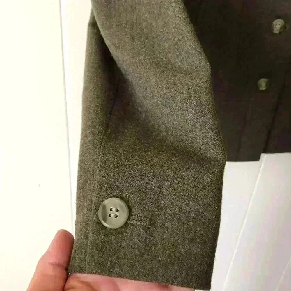 Talbots Women’s Button Down Wool Blazer Size 12 - Picture 6 of 8